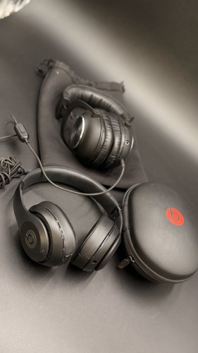Lot beats studio wireless - of, 2